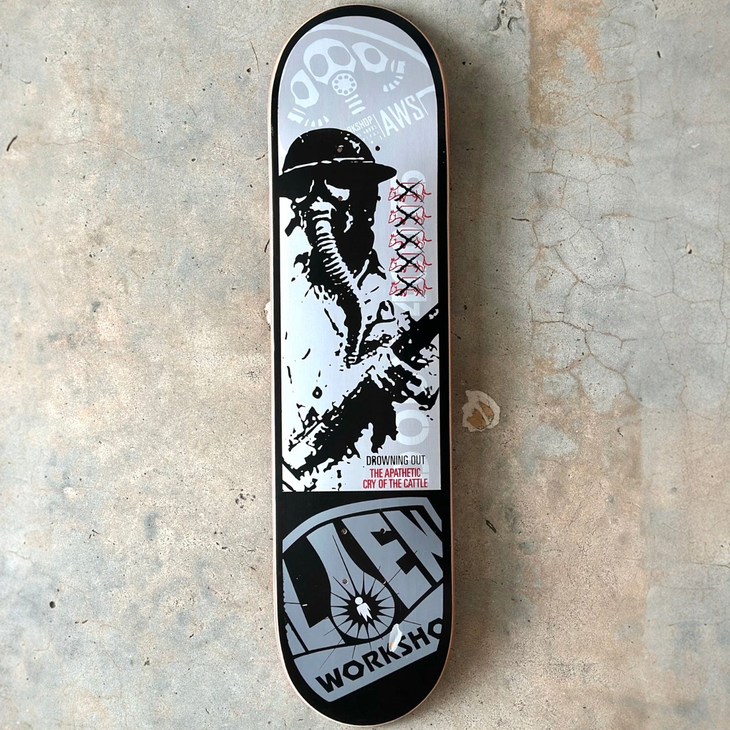 2001 Alien Workshop Cattle Cry Logo Board