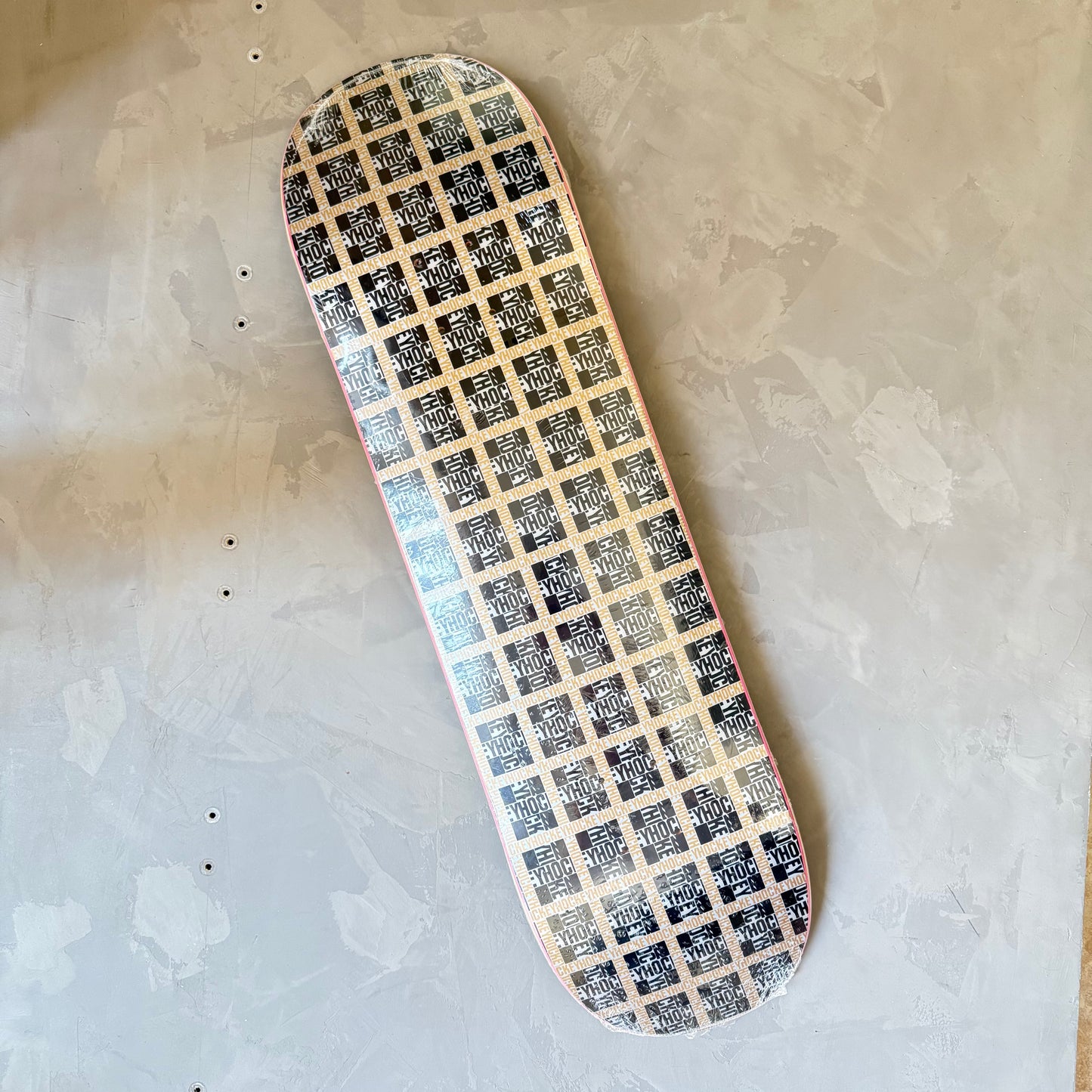 Hockey Gold Plaid Deck (GRIP INCLUDED)