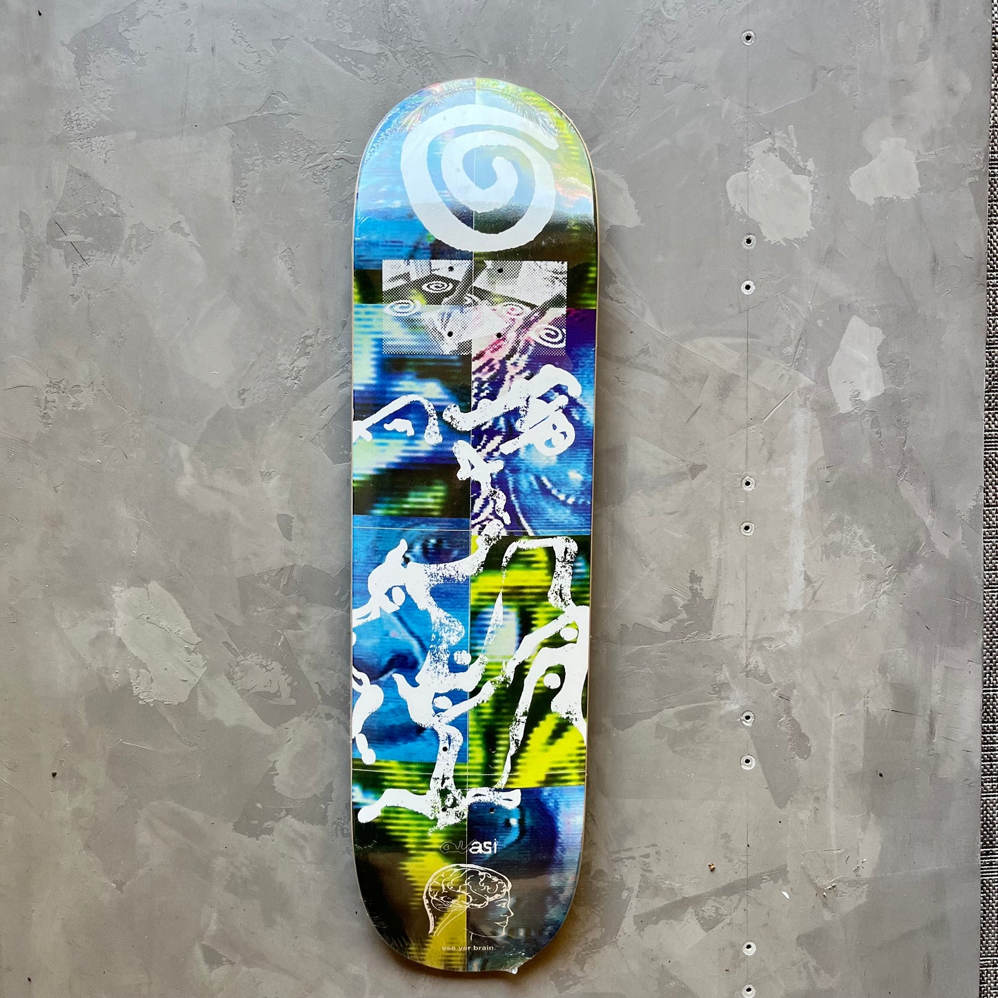 Quasi Big Brain Slick Board