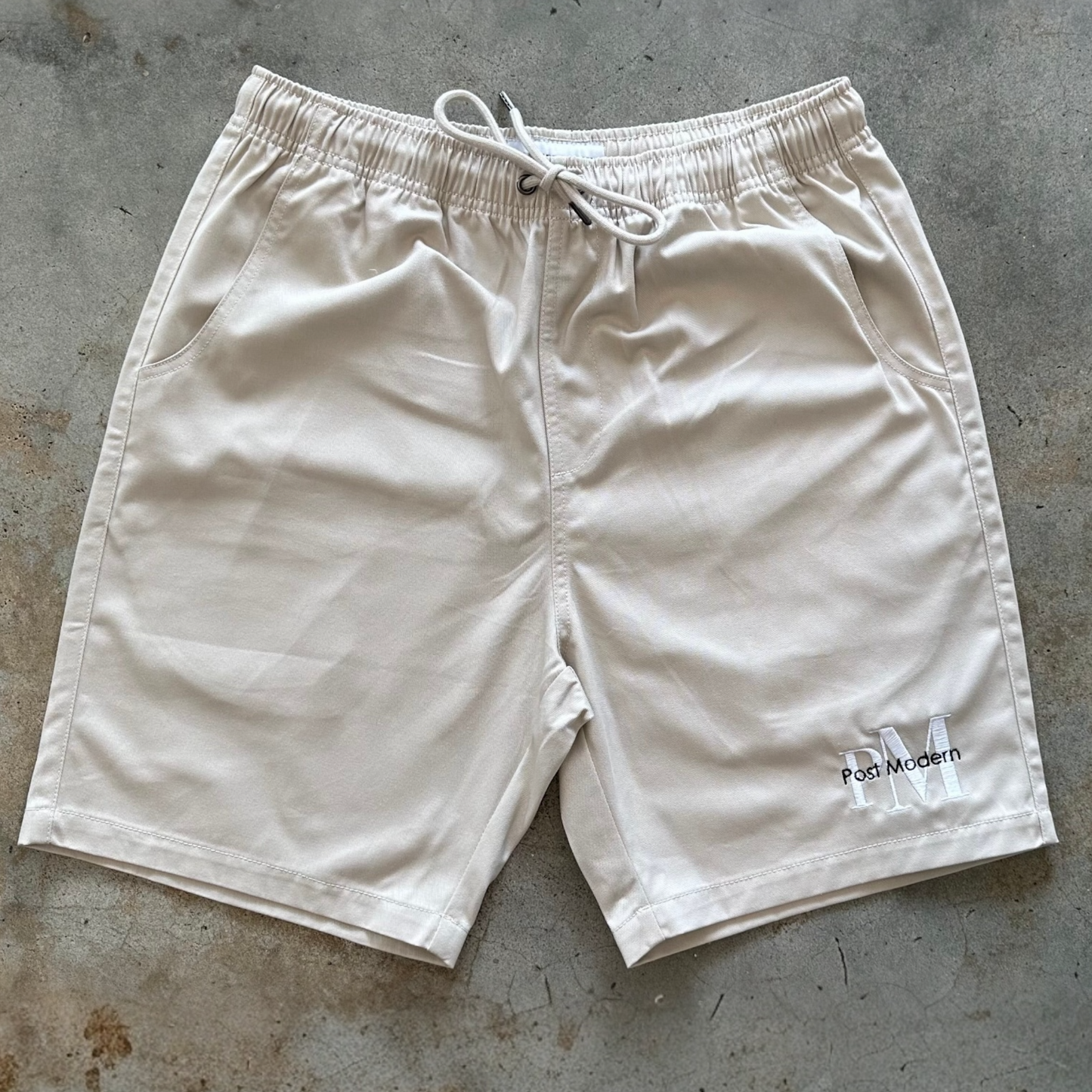 Post Embroidered Leisure Shorts
