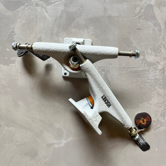 Independent Trucks x Hockey Skateboards Stage 11 144 Set